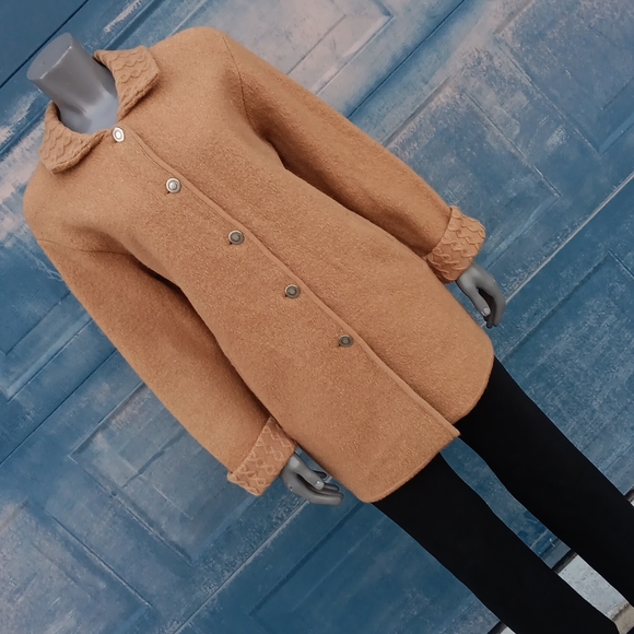 BERNARDO ESSENTIALS LADIE'S PURE WOOL SWEATER COAT W/METAL ACCENTED BUTTONS - Picture 14 of 17